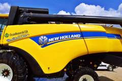 1_kombajn-new_holland_hyperin_agri